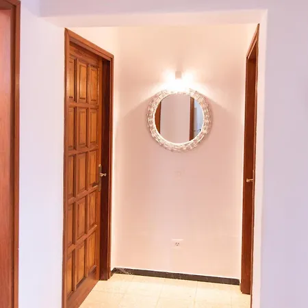 Daire Blanca Nudist Place
